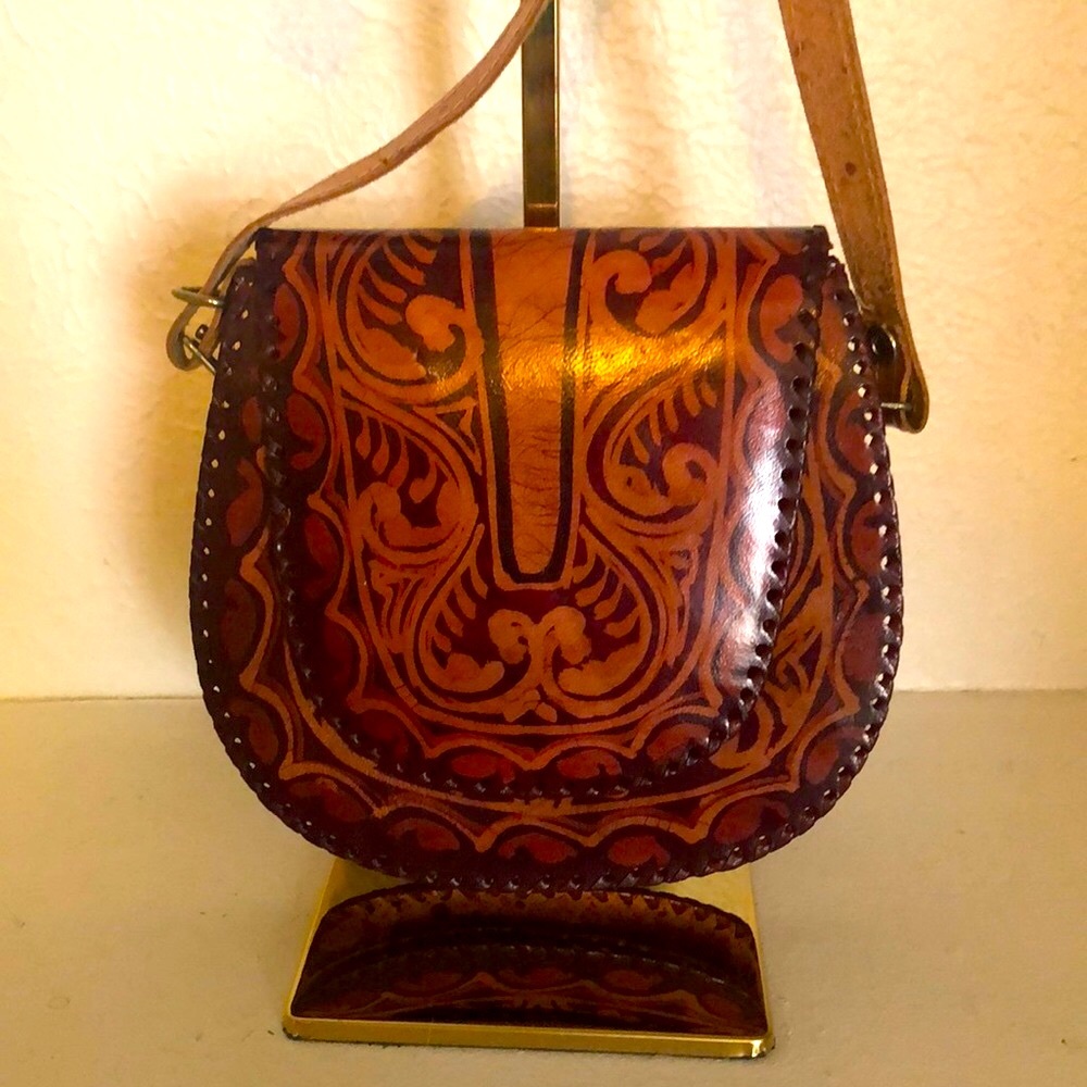 Ornate Brown Leather Crossbody Bag with Floral Detailing - Picture 2 of 9